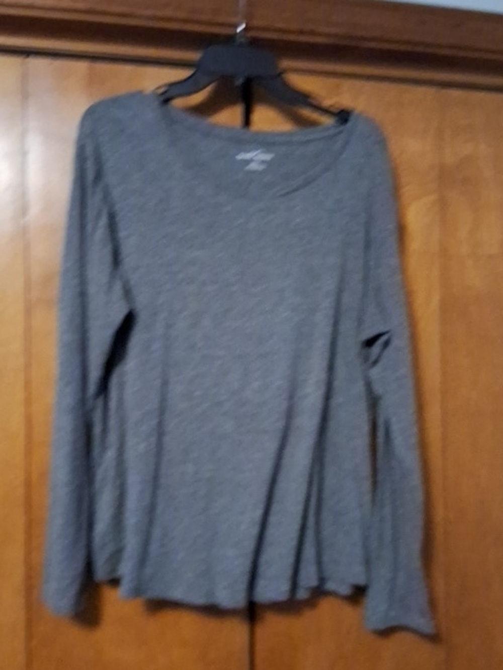 Eddie Bauer Gray Long Sleeve Scoop Neck Tee